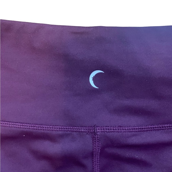 Zyia logo stripe plum light n tight high rise crop - Picture 7 of 7